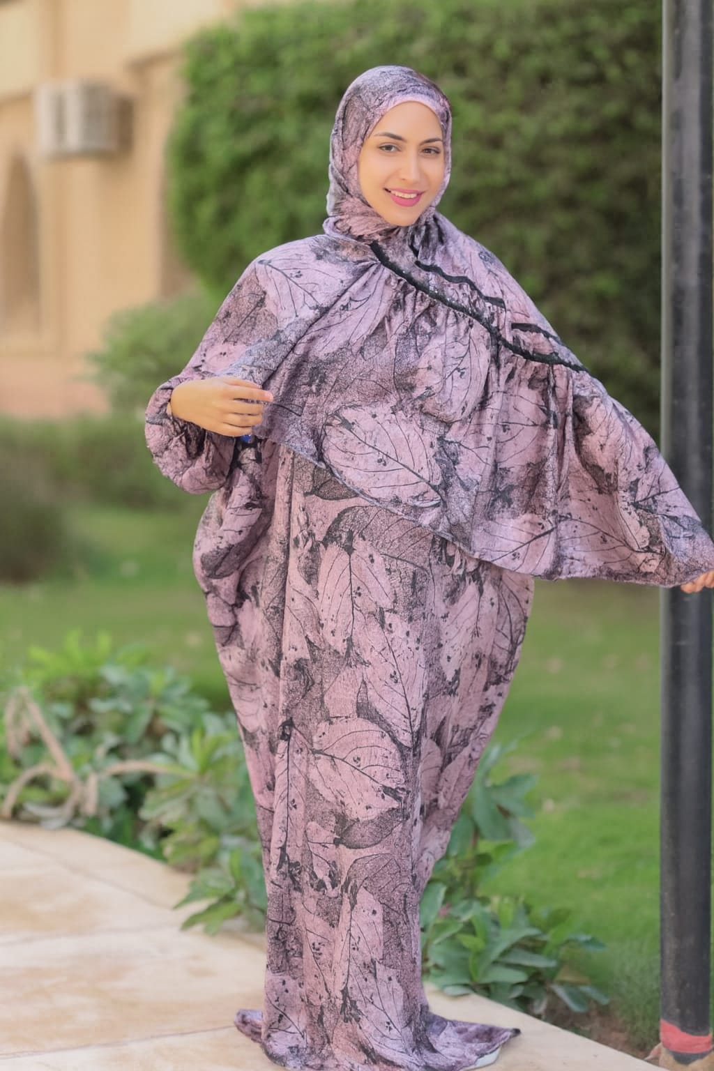 إسدال ستان حرير مشجر – موڤ