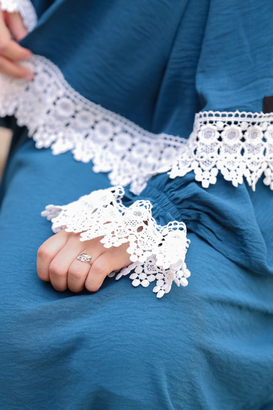 إسدال سي واي راقى  بكلفة دانتيل شيك