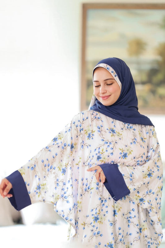 إسدال فسكوز معالج – أبيض مزين بالزهور الزرقاء